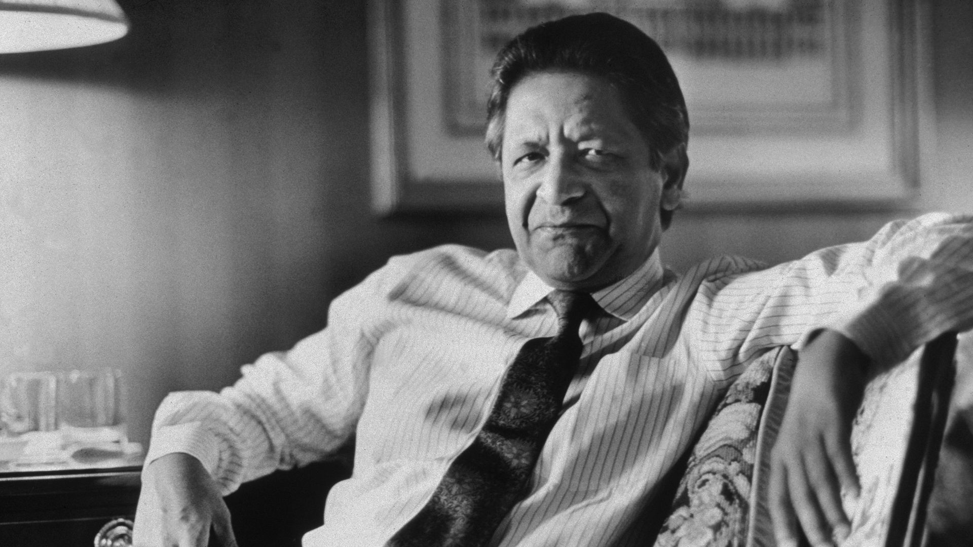 V. S. Naipaul  / ভি. এস. নাইপল (V.S.N)