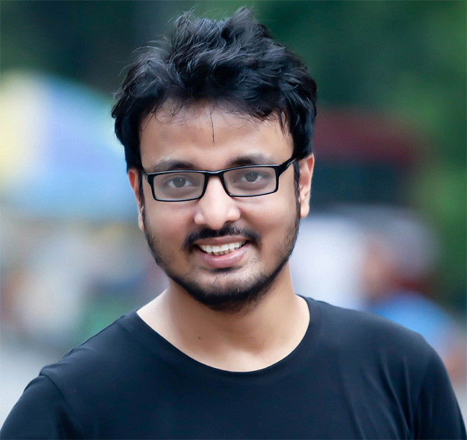 সাদাত হোসাইন / Sadat Hossain (SH-JU-AN)