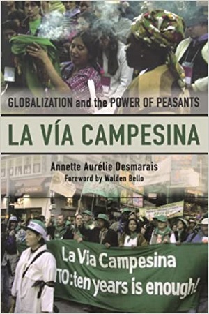 [9788189654412] La Via Campesina : Globalization and the Power of Peasants